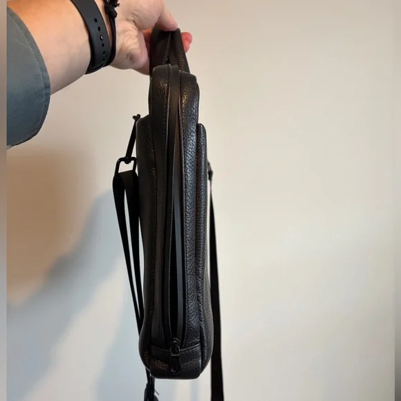 Men's Black Italian Leather Briefcase - Classic Style - Grams(28) - Picture 2 of 7